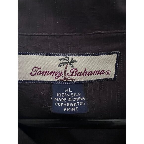 Tommy Bahama Vintage Gray Floral Embossed Silk Button Up Camp Shirt XL Pocket - Picture 11 of 11